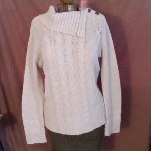 Women's sweater